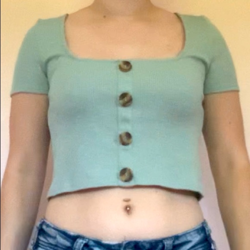 Green button crop top
